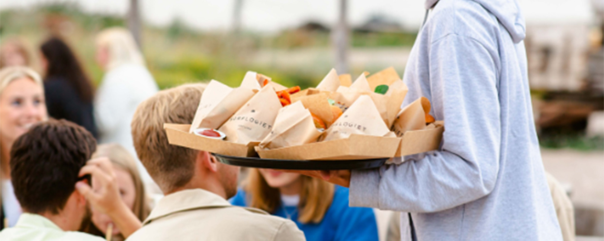 What is the best way to create an effective schedule for a restaurant What is the best way to create an effective schedule for a restaurant
